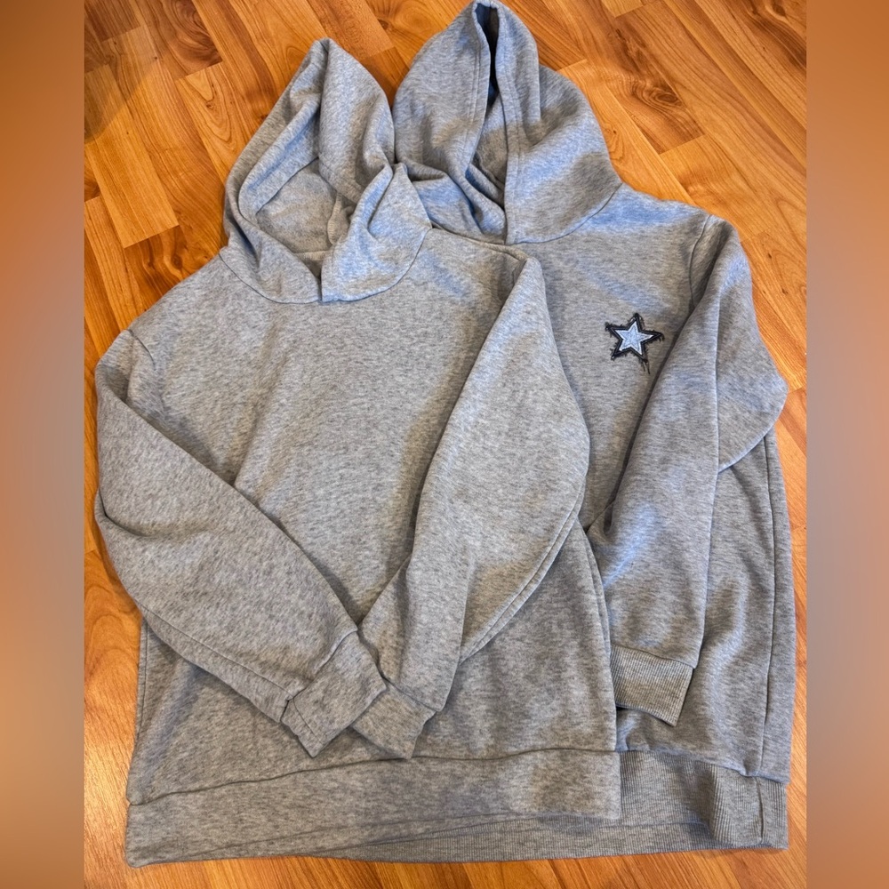 TWO SHEIN  Hoodies girls 11/12